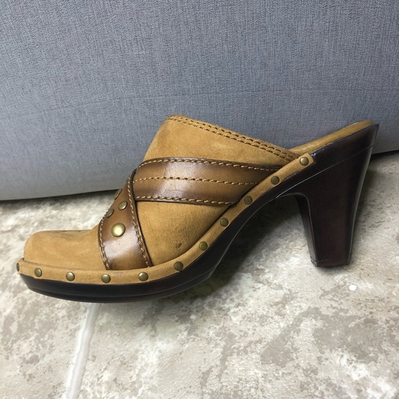 New condition: Genuine Suede Mules by Nurture sz 6 - Picture 3 of 6